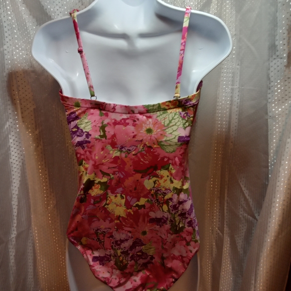 Garrett Hill One Piece Swimwear Underwire Bra Floral Off Shoulder Flower Tropic - Picture 4 of 16